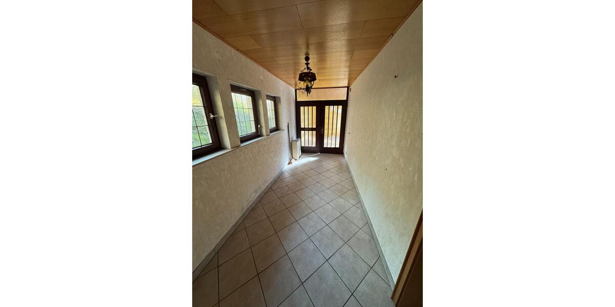 Einfamilienhaus Reichshof - 11 Zimmer, 315 m&sup2;, 1.700&euro; | Angebot:25151779