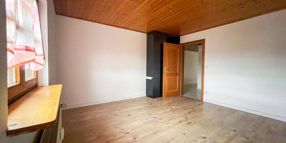 Etagenwohnung Maxhütte-Haidhof Ponholz - 3 Zimmer, 124 m&sup2;, 800&euro; | Angebot:26807150