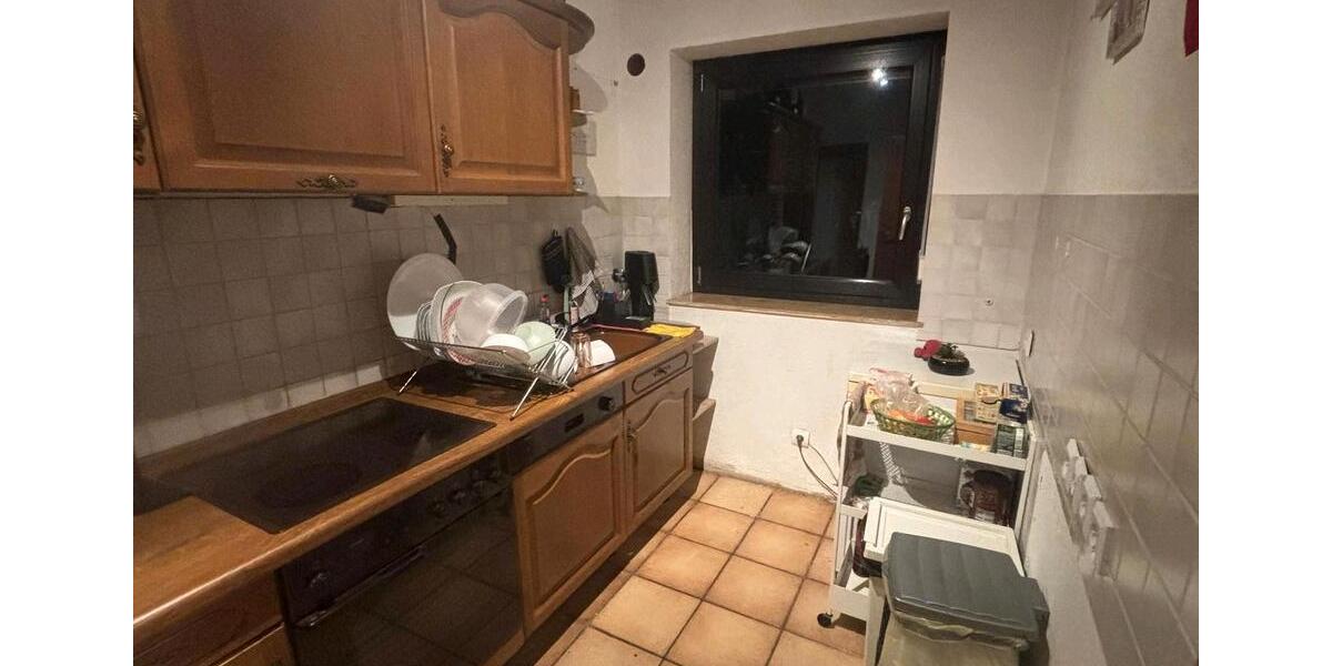 Etagenwohnung Lohfelden - 3 Zimmer, 77 m&sup2;, 400&euro; | Angebot:24744336