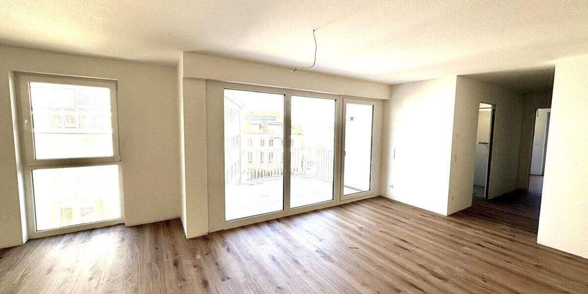Etagenwohnung Kaiserslautern Innenstadt - 3 Zimmer, 95 m&sup2;, 1.250&euro; | Angebot:25741308