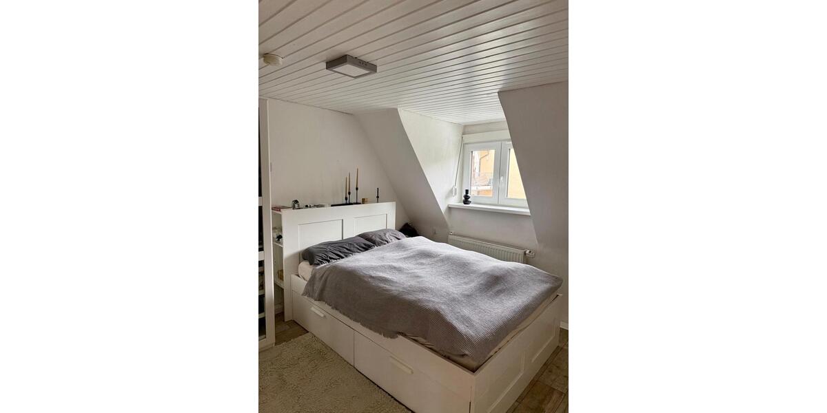 Dachgeschoßwohnung Kempten (Allgäu) - 3.5 Zimmer, 69 m&sup2;, 900&euro; | Angebot:26013041
