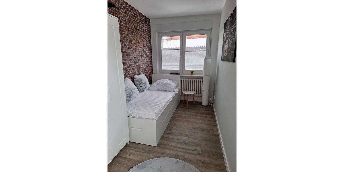 Wohnen auf Zeit Rinteln - 1 Zimmer, 86 m&sup2;, 350&euro; | Angebot:26021022