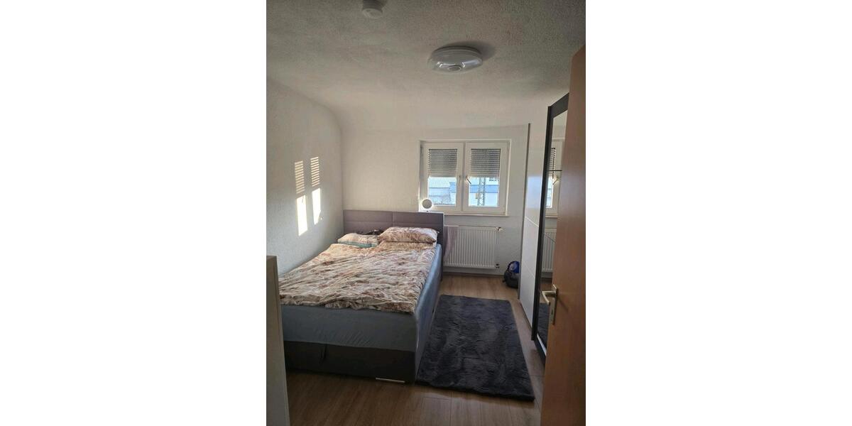 Dachgeschoßwohnung Ebersbach an der Fils - 3 Zimmer, 53 m&sup2;, 750&euro; | Angebot:25379645