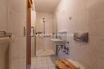 Großzügige 2-Zimmer-Wohnung mit Aufzug & Wohnküche im Zentrum von Auerbach