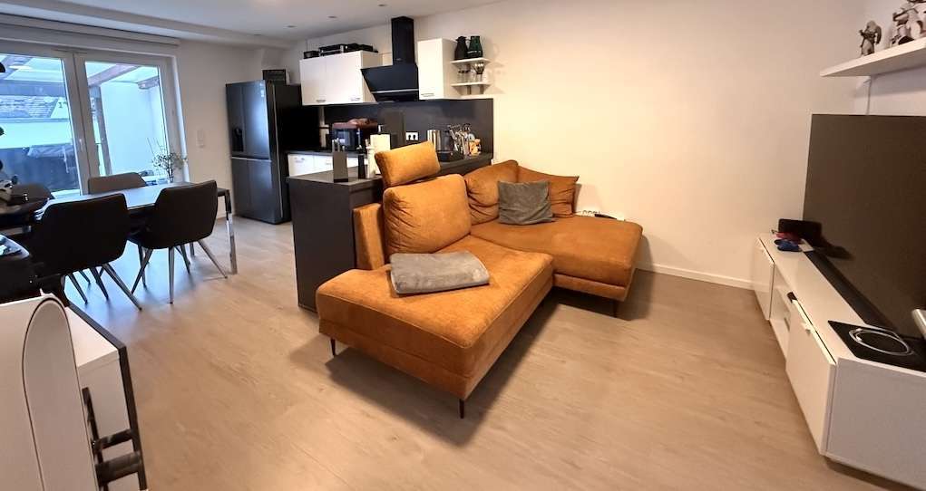 Etagenwohnung Mörfelden-Walldorf Walldorf - 3 Zimmer, 96 m&sup2;, 1.350&euro; | Angebot:25142616