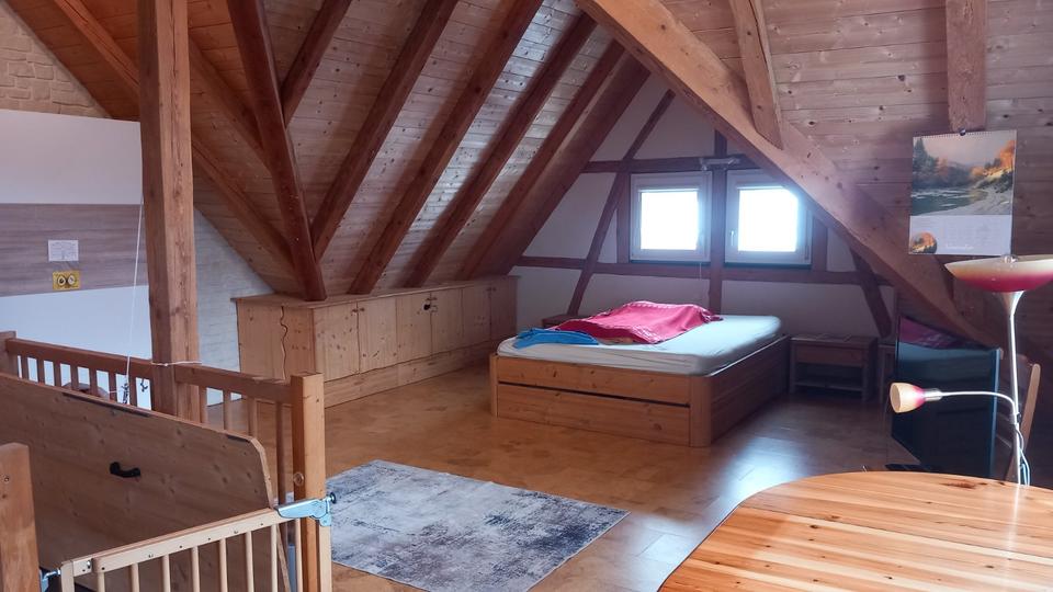 Wohnen auf Zeit Meßstetten - 4 Zimmer, 160 m&sup2;, 500&euro; | Angebot:25873304