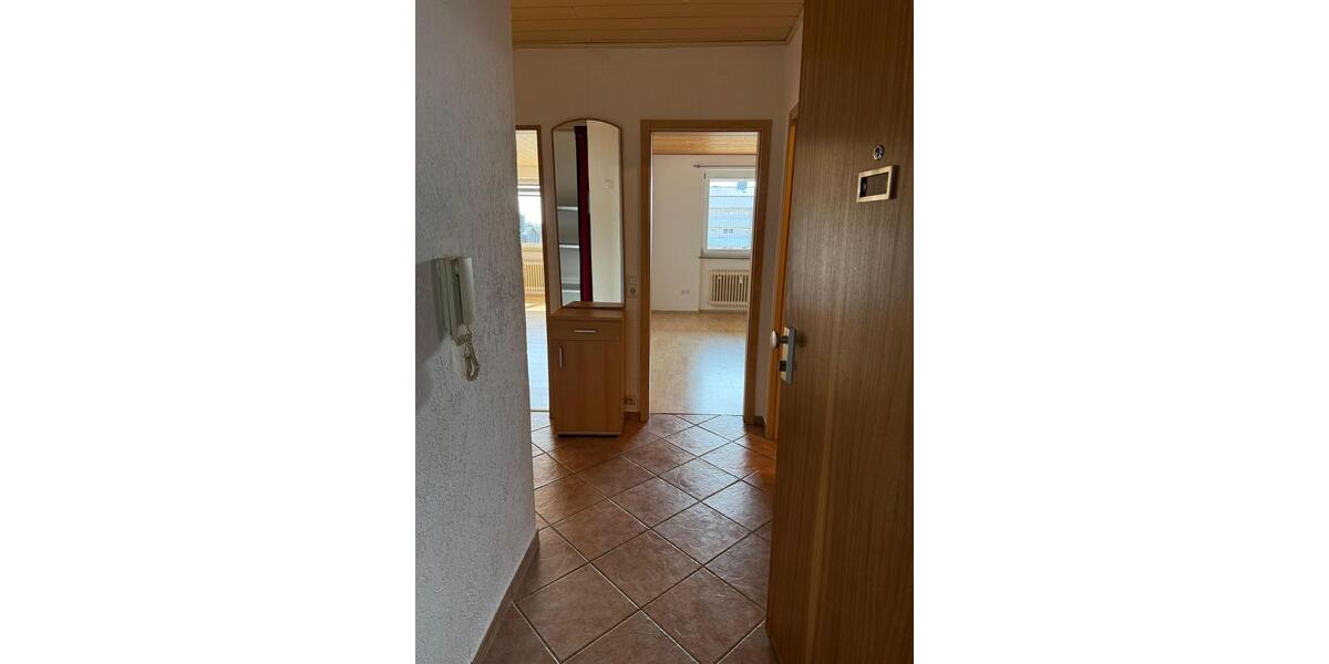 Etagenwohnung Ingolstadt Nordost - 3 Zimmer, 70 m&sup2;, 900&euro; | Angebot:26013028