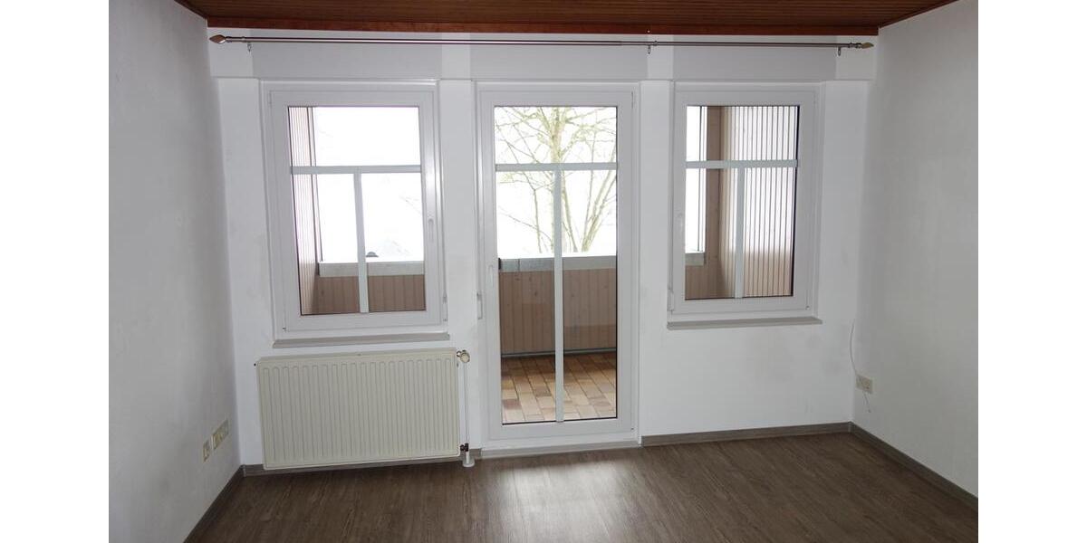 Dachgeschoßwohnung Bremervörde - 3 Zimmer, 99 m&sup2;, 700&euro; | Angebot:26612166