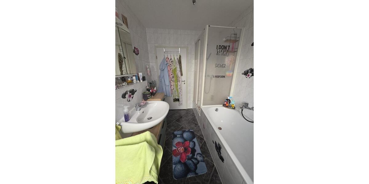 Dachgeschoßwohnung Gotha - 3 Zimmer, 70 m&sup2;, 630&euro; | Angebot:26459090