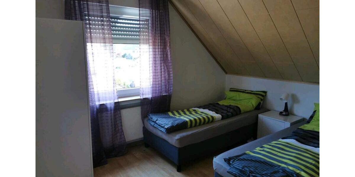 Wohnen auf Zeit Bad Oeynhausen - 5 Zimmer, 15 m&sup2;, 500&euro; | Angebot:26337032