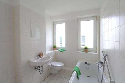Wohnung Magdeburg Stadtfeld West - 3 Zimmer, 65 m&sup2;, 517&euro; | Angebot:27235137