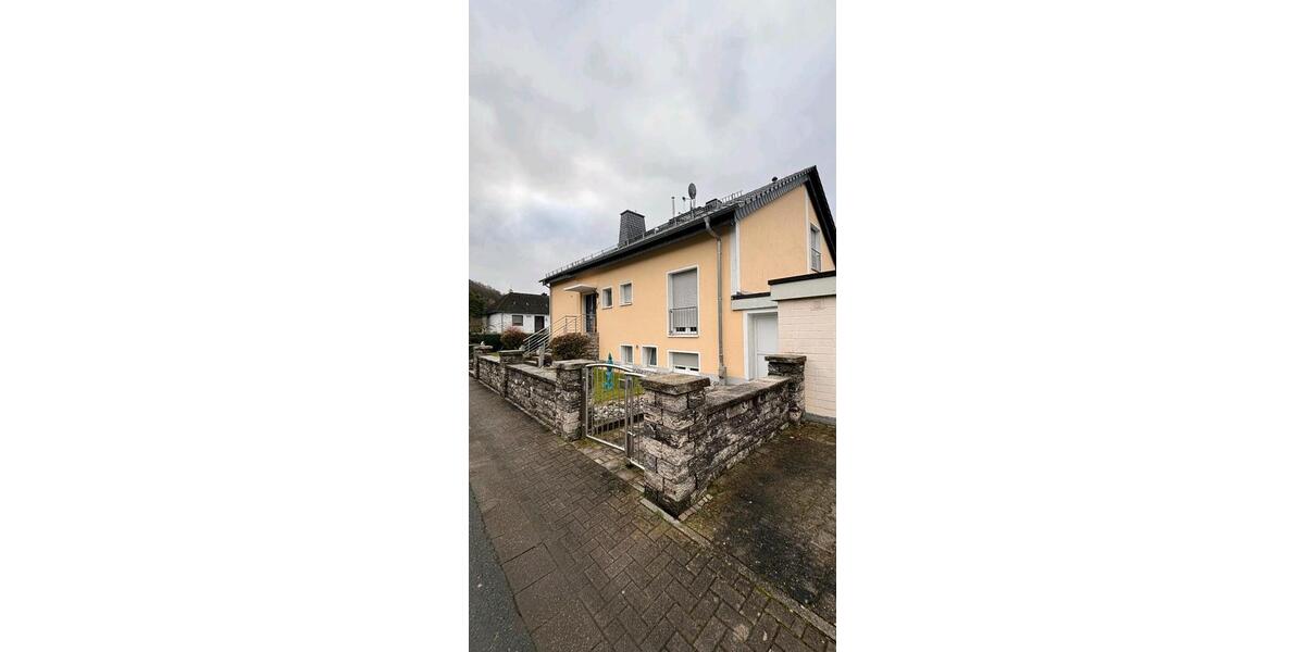 Erdgeschoßwohnung Löhnberg - 3 Zimmer, 110 m&sup2;, 750&euro; | Angebot:24363256