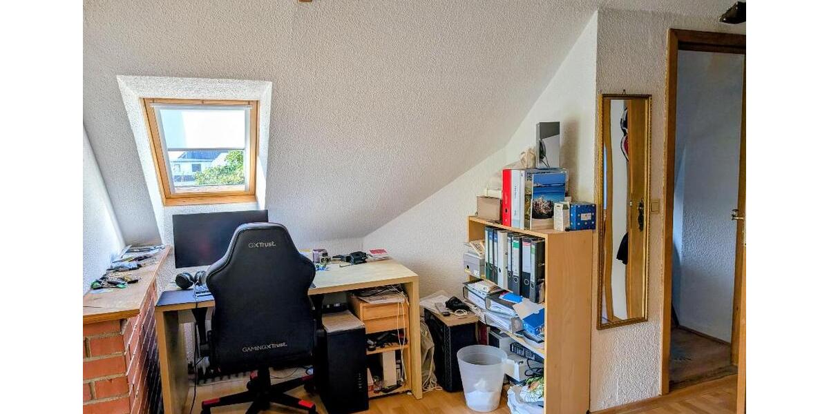 Dachgeschoßwohnung Wilhelmshaven - 2 Zimmer, 45 m&sup2;, 430&euro; | Angebot:26687659
