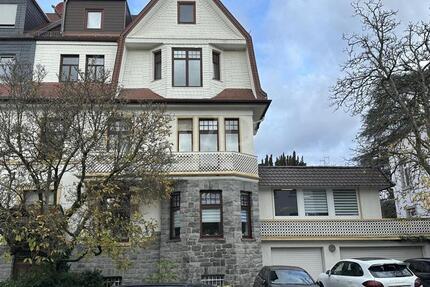 VON POLL - BAD HOMBURG: Repräsentative Büroetage im Stilaltbau - Stadtzentrum Oberursel zimmer