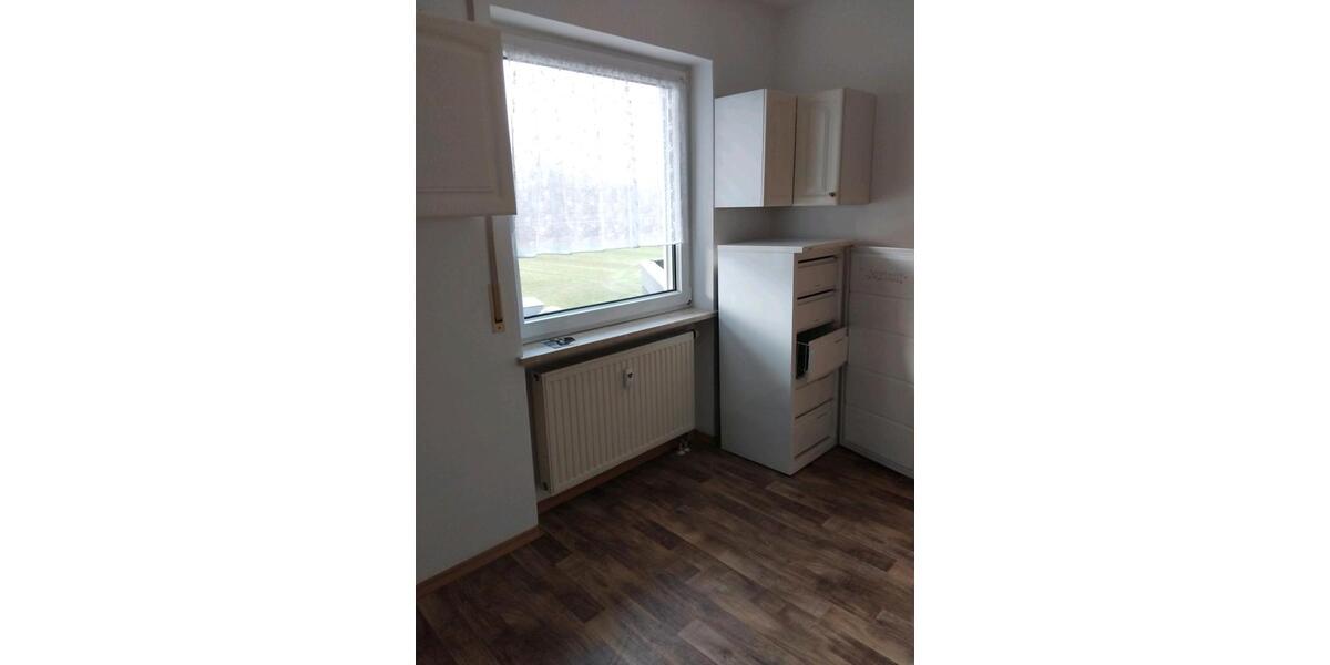 Etagenwohnung Freihung - 4 Zimmer, 90 m&sup2;, 700&euro; | Angebot:26089265