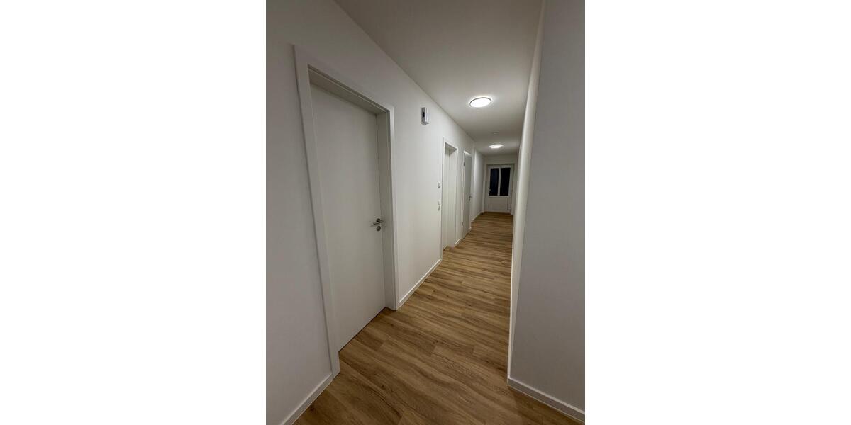 Etagenwohnung Heide - 5 Zimmer, 113 m&sup2;, 1.525&euro; | Angebot:24571008