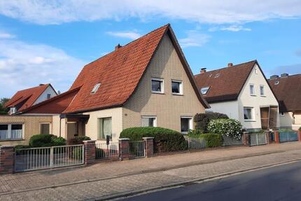 Haus Celle - 4 Zimmer, 134 m&sup2;, 1.300&euro; | Angebot:23404556