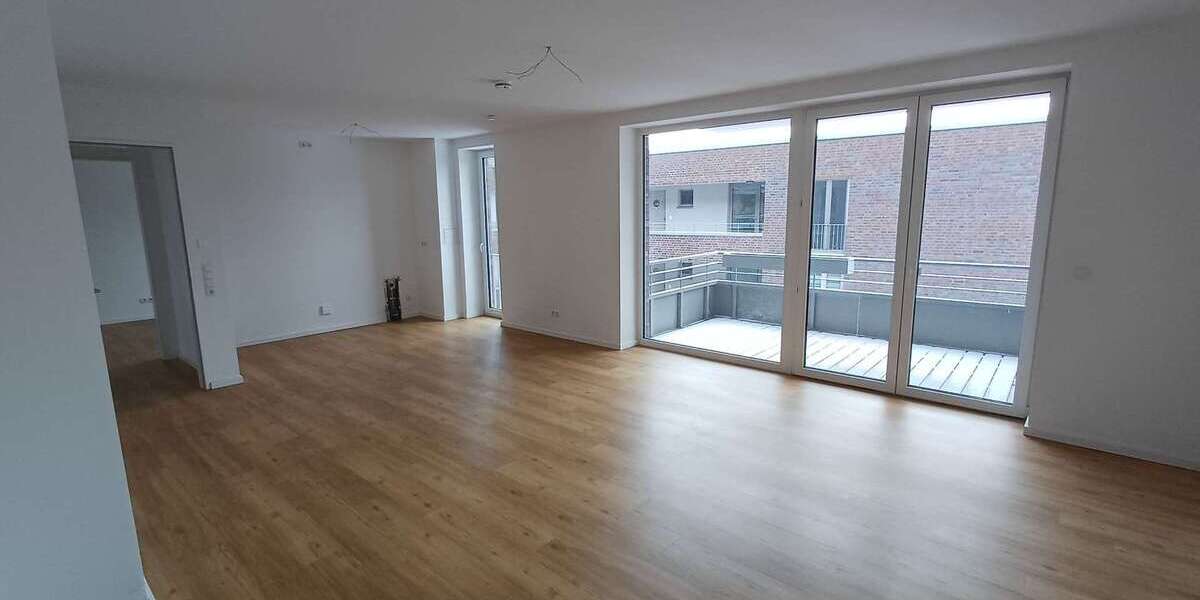Wohnung zum Mieten in Plön 1.275 € 106.41 m² 4 zimmer