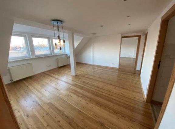 Helle und ruhige Dachgeschosswohnung 90qm - Herne - Oskarstr. 9 3 zimmer