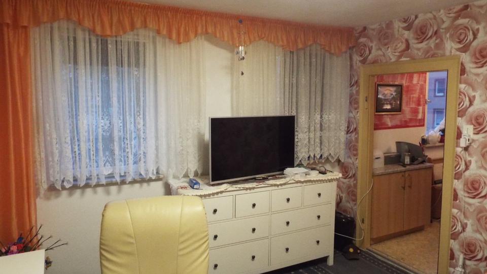 HofSaale 2-Zimmer , Küche , Bad mit eventueller GArtennutzung 2 zimmer