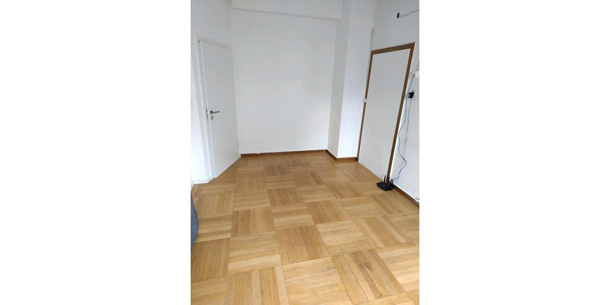 Wohnen auf Zeit Esslingen am Neckar - 5 Zimmer, 14 m&sup2;, 492&euro; | Angebot:26268195