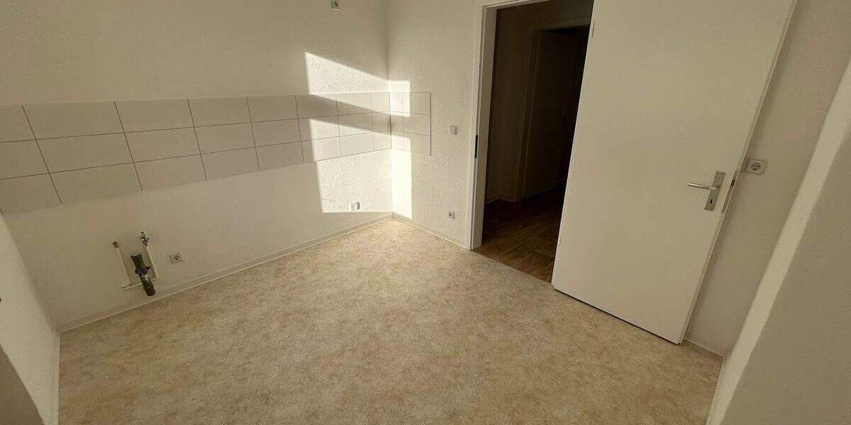 Etagenwohnung Magdeburg Sudenburg - 3 Zimmer, 63 m&sup2;, 423&euro; | Angebot:25970192