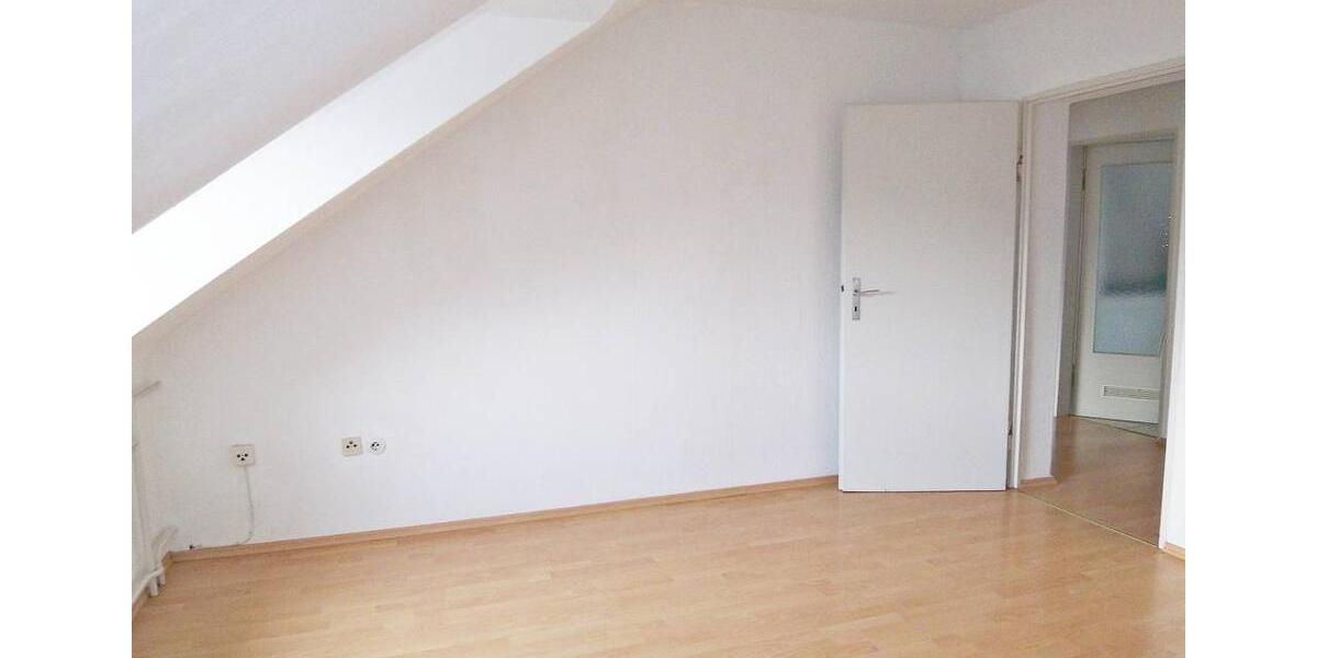 Dachgeschoßwohnung Kassel Vorderer Westen - 2 Zimmer, 61 m&sup2;, 580&euro; | Angebot:26231065