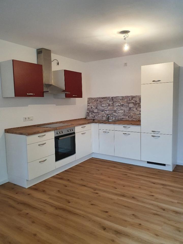 Barrierefreie 2-Zimmer-Wohnung mit Küche zimmer