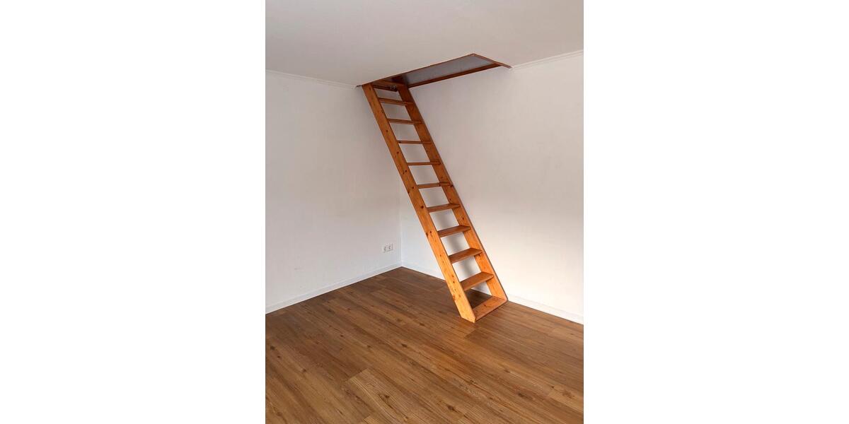 Etagenwohnung Leck - 3 Zimmer, 166 m&sup2;, 1.100&euro; | Angebot:25934977