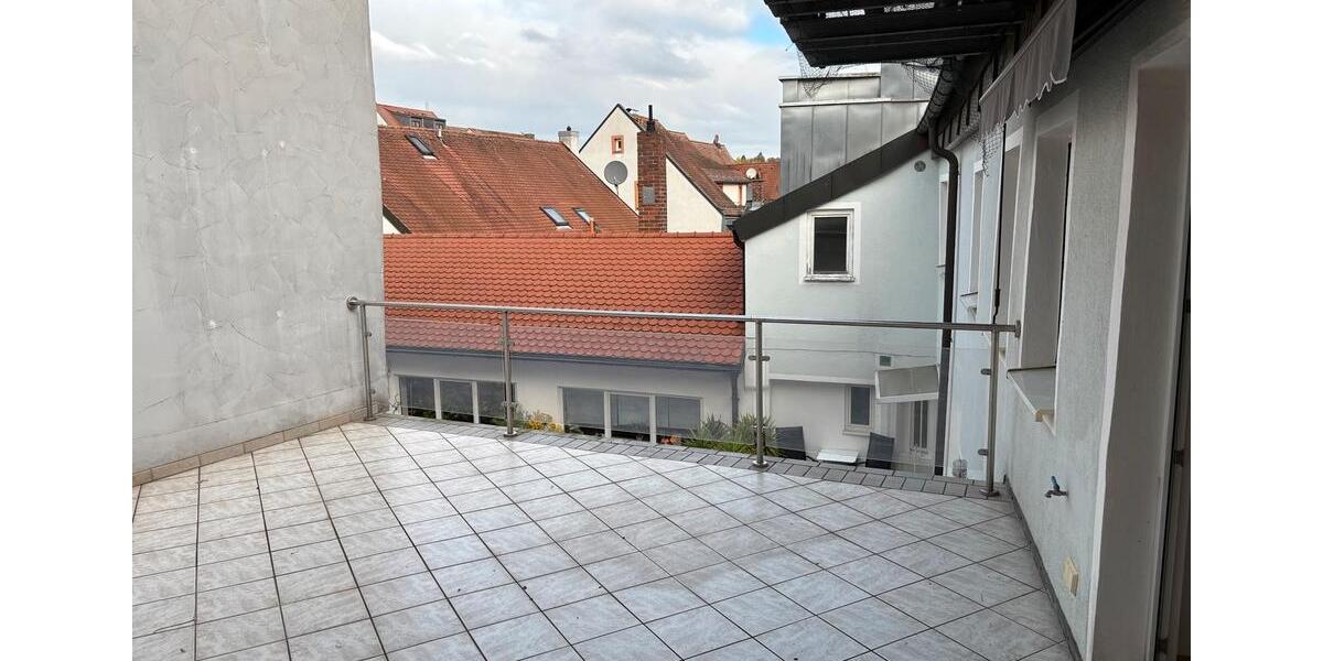 Etagenwohnung Regensburg Kumpfmühl - 3 Zimmer, 1.350&euro; | Angebot:23271739