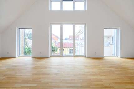 Haus Frankfurt Sindlingen - 5.5 Zimmer, 178 m&sup2;, 2.850&euro; | Angebot:26648012