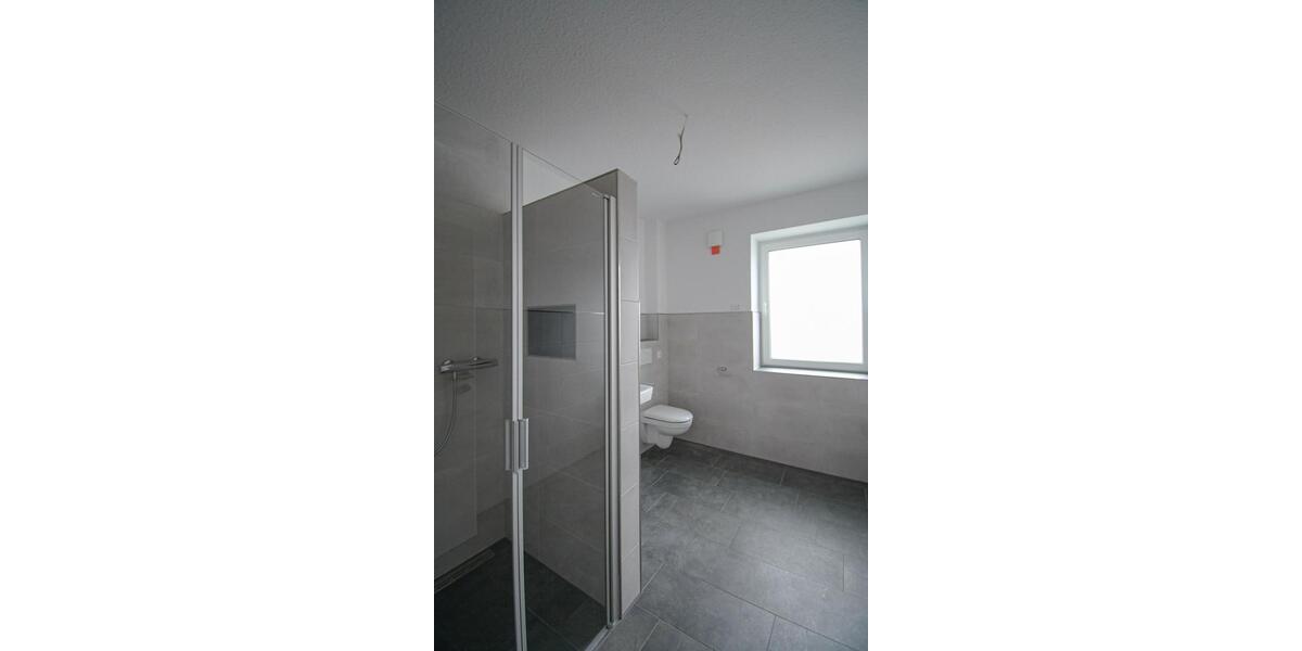 Etagenwohnung Edewecht - 3 Zimmer, 82 m&sup2;, 1.000&euro; | Angebot:25874262