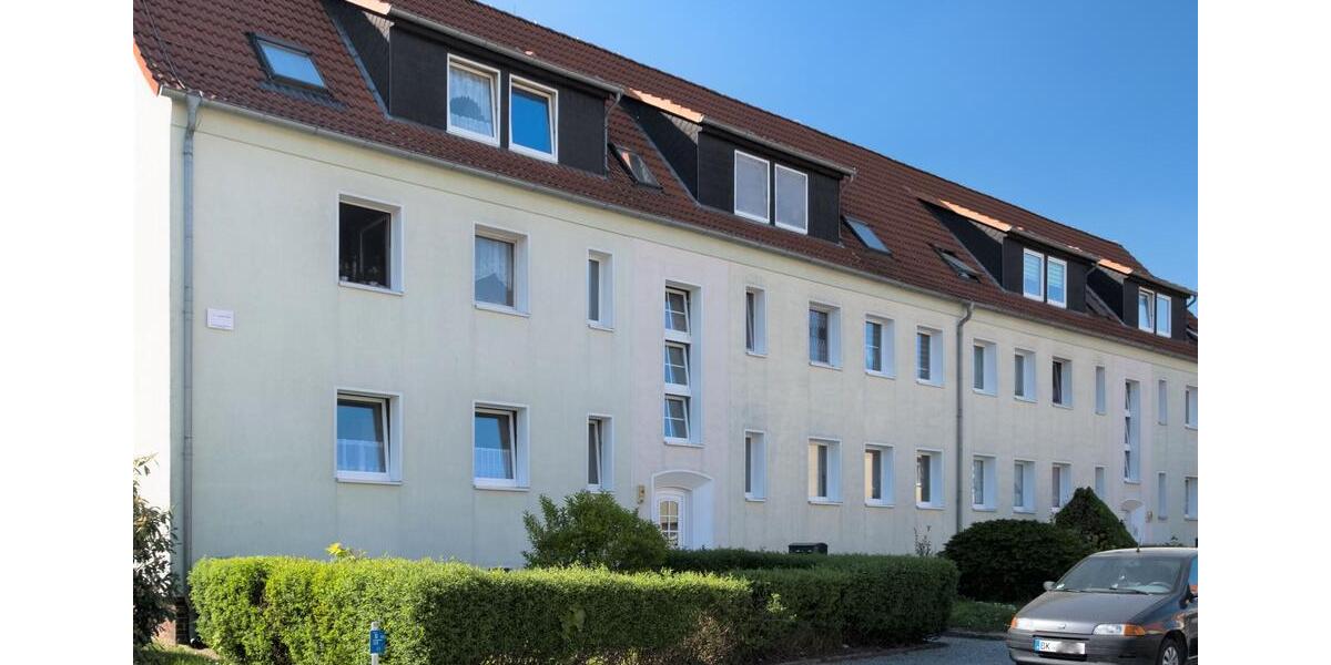 Dachgeschoßwohnung Oschersleben (Bode) - 3 Zimmer, 66 m&sup2;, 330&euro; | Angebot:23785526