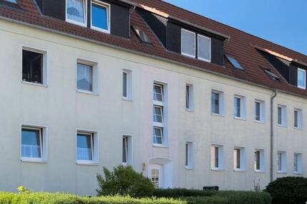 Wohnung Oschersleben (Bode) - 3 Zimmer, 66 m&sup2;, 330&euro; | Angebot:23785526