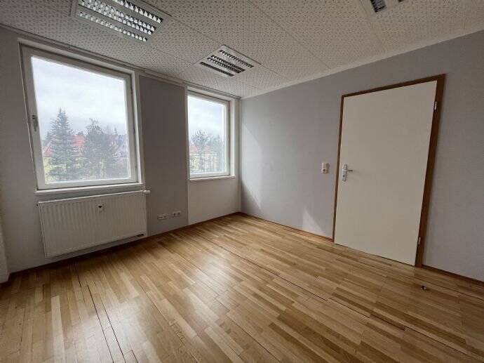 Gewerbeobjekt Weimar Parkvorstadt - 3 Zimmer, 65 m&sup2;, 620&euro; | Angebot:19510759