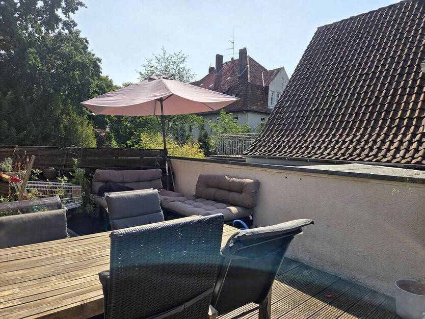 Attraktive großzügige 2-Zimmer-Wohnung in der List vis-á-vis der Eilenriede!!