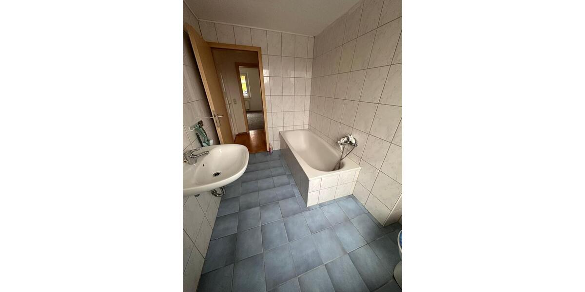 Etagenwohnung Naila - 2 Zimmer, 48 m&sup2;, 250&euro; | Angebot:26048599