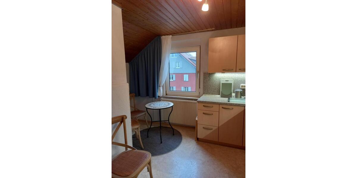 Dachgeschoßwohnung Wangen im Allgäu - 2 Zimmer, 61 m&sup2;, 690&euro; | Angebot:25151159