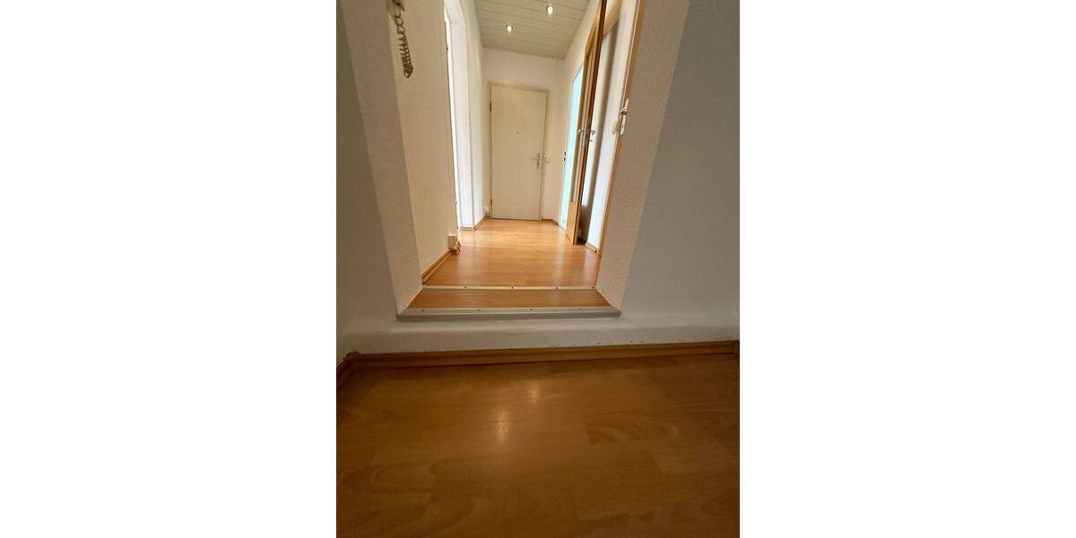 Zimmer Chemnitz Reichenbrand - 5 Zimmer, 100 m&sup2;, 599&euro; | Angebot:26080196