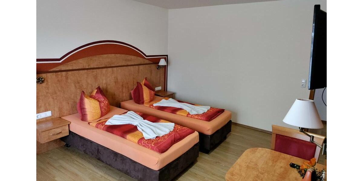 Monteurzimmer WG Zimmer mit Dusche und WC 1 zimmer