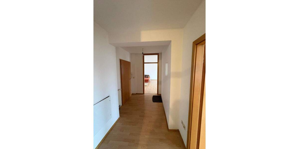Etagenwohnung Flöha Plaue - 2 Zimmer, 87 m&sup2;, 430&euro; | Angebot:24863795