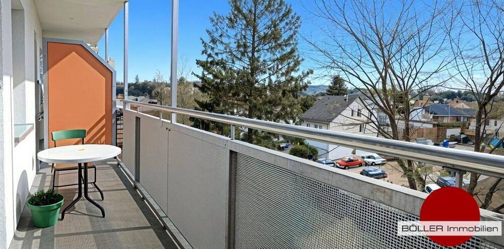 Perfekt für den Single oder Wochenendheimfahrer! Smarte 1-Zi. Wohnung mit Balkon in Altenfurt! zimmer