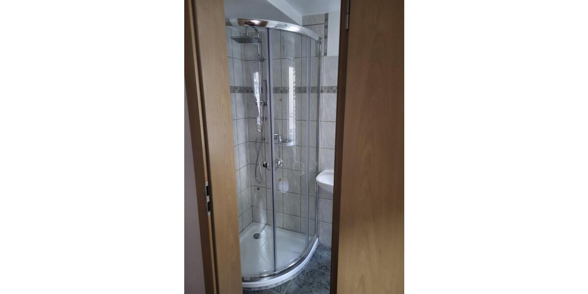 Etagenwohnung Eisenberg - 3 Zimmer, 46 m&sup2;, 350&euro; | Angebot:26531964