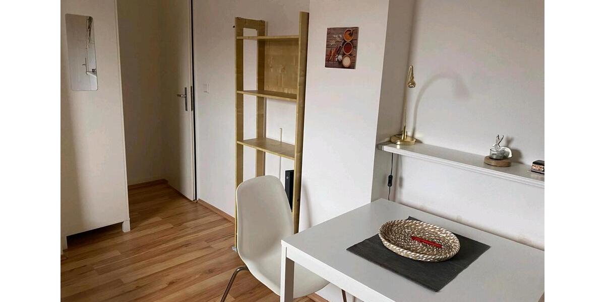 Dachgeschoßwohnung Hannover Mitte - 1 Zimmer, 17 m&sup2;, 490&euro; | Angebot:26632667
