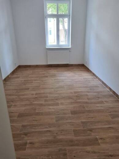 Etagenwohnung Prenzlau - 3 Zimmer, 93 m&sup2;, 700&euro; | Angebot:26243028