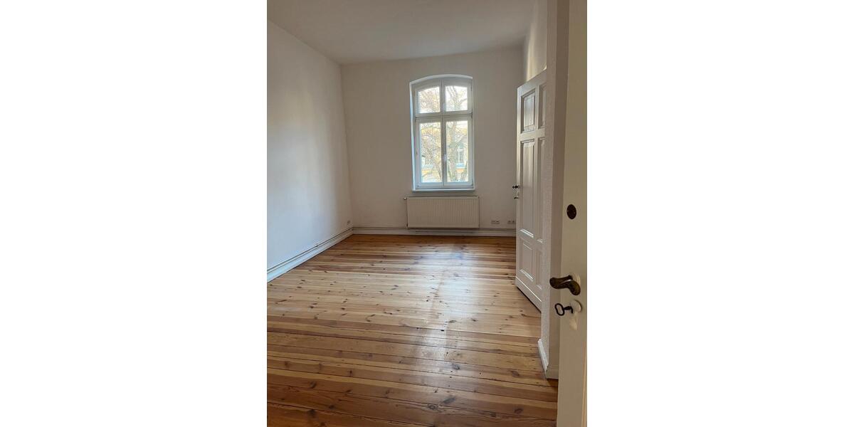 Etagenwohnung Wittenberg Lutherstadt - 4 Zimmer, 104 m&sup2;, 600&euro; | Angebot:26597838
