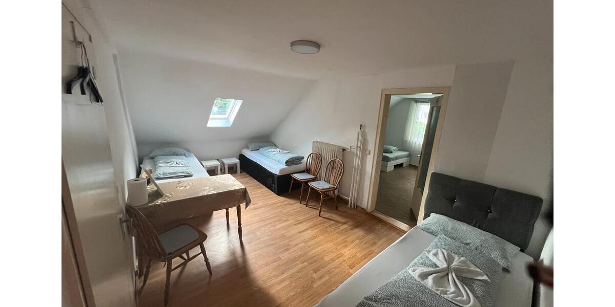 Wohnen auf Zeit Siegen - 5 Zimmer, 90 m&sup2;, 50&euro; | Angebot:25937103
