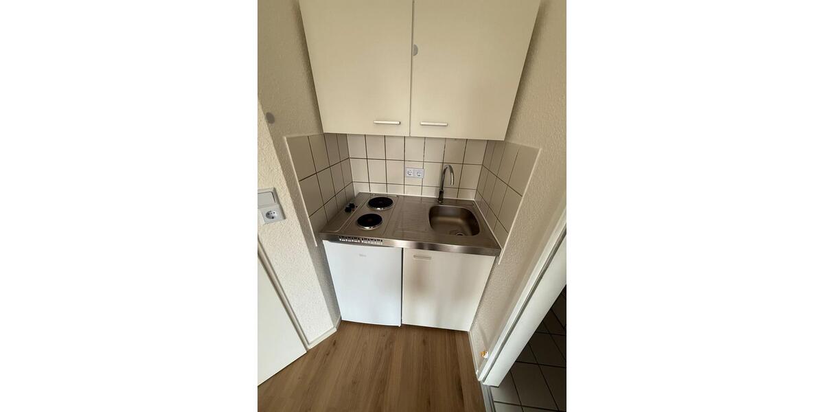 Etagenwohnung Kassel Niederzwehren - 1 Zimmer, 20 m&sup2;, 390&euro; | Angebot:26581583