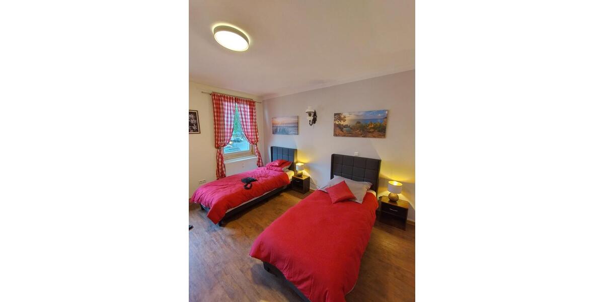 Etagenwohnung Kornwestheim - 5 Zimmer, 110 m&sup2;, 550&euro; | Angebot:25856636