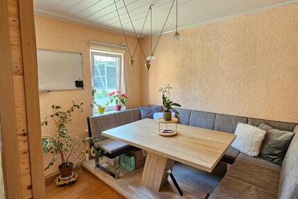 Wohnung Saalfeld (Saale) - 2 Zimmer, 69 m&sup2;, 448&euro; | Angebot:25294458